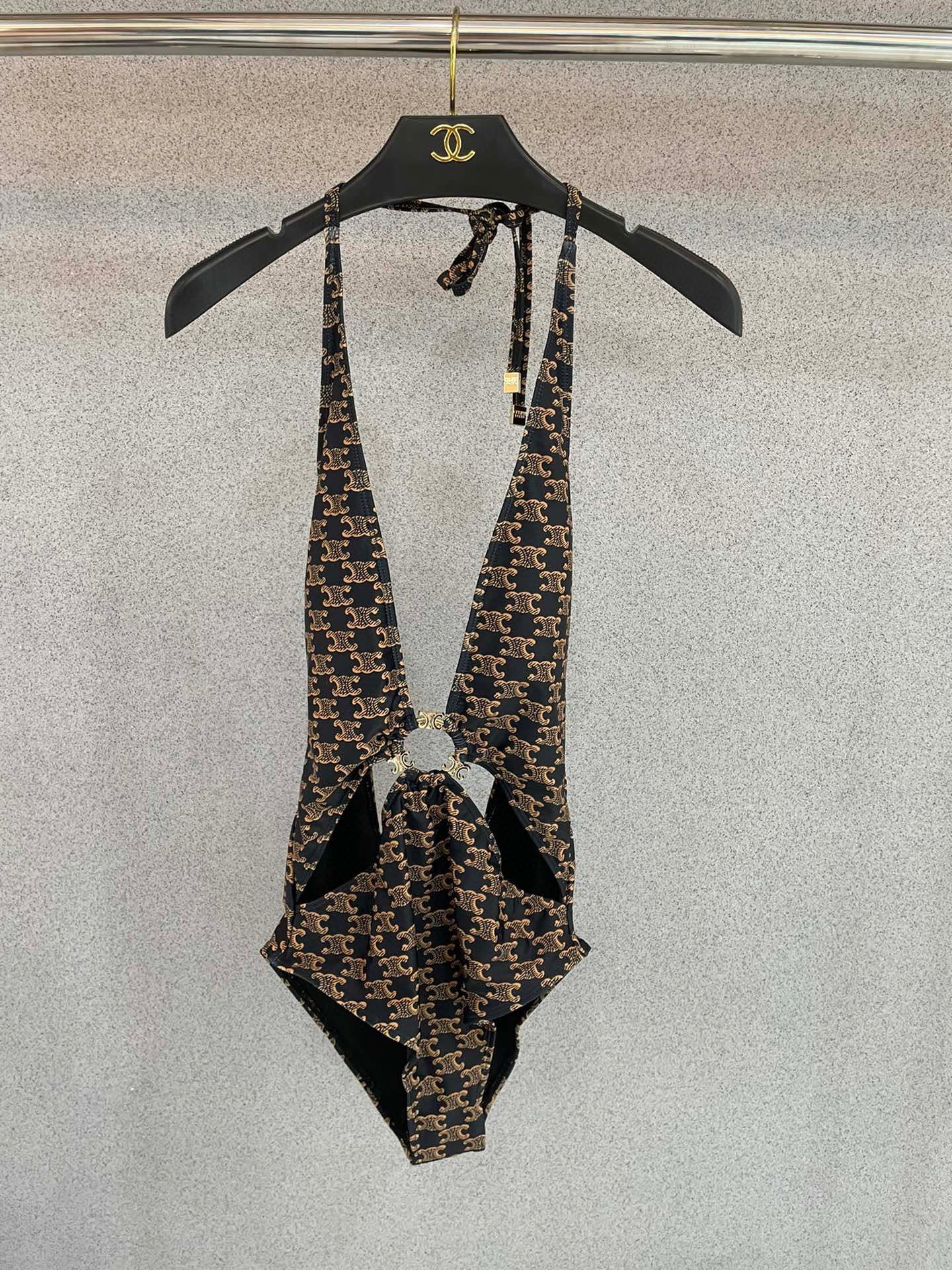 Sexy one-piece swimsuit