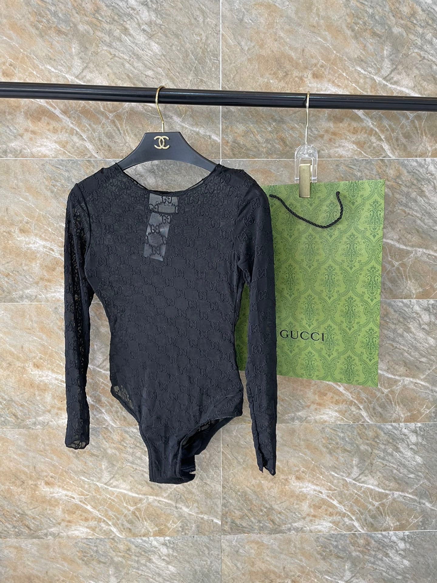 New long-sleeved one-piece swimsuit
