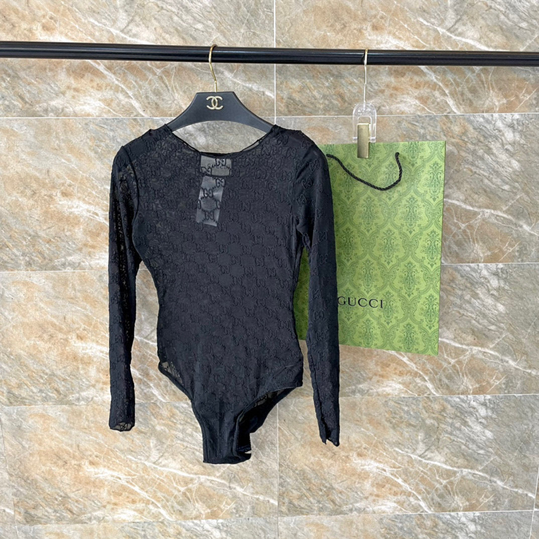 New long-sleeved one-piece swimsuit