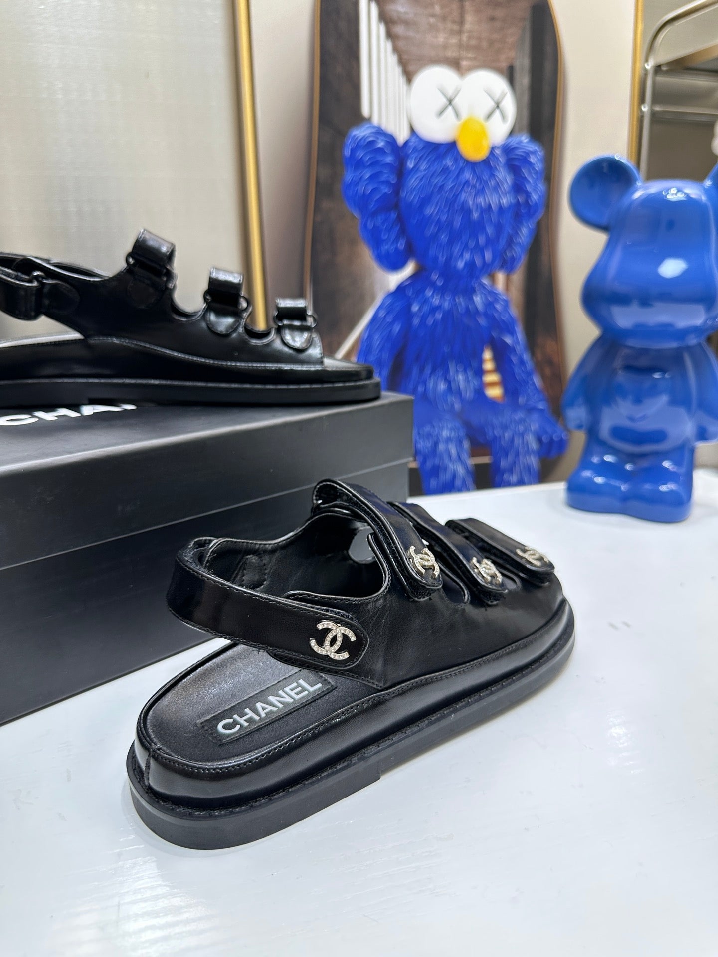 Velcro beach sandals