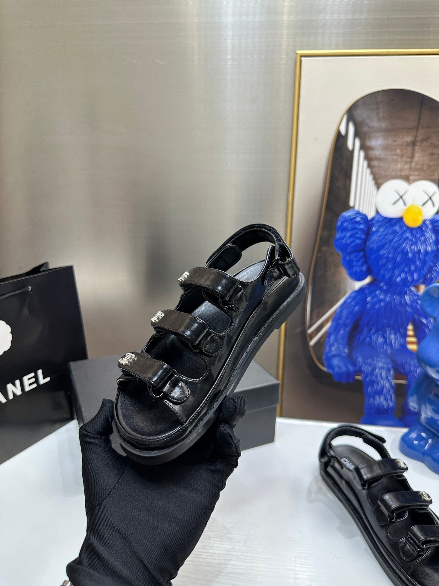 Velcro beach sandals
