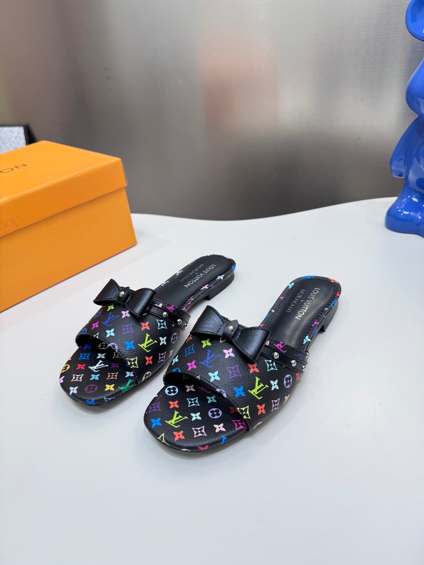 Takashi Murakami collaboration sandals/slides with bow detail