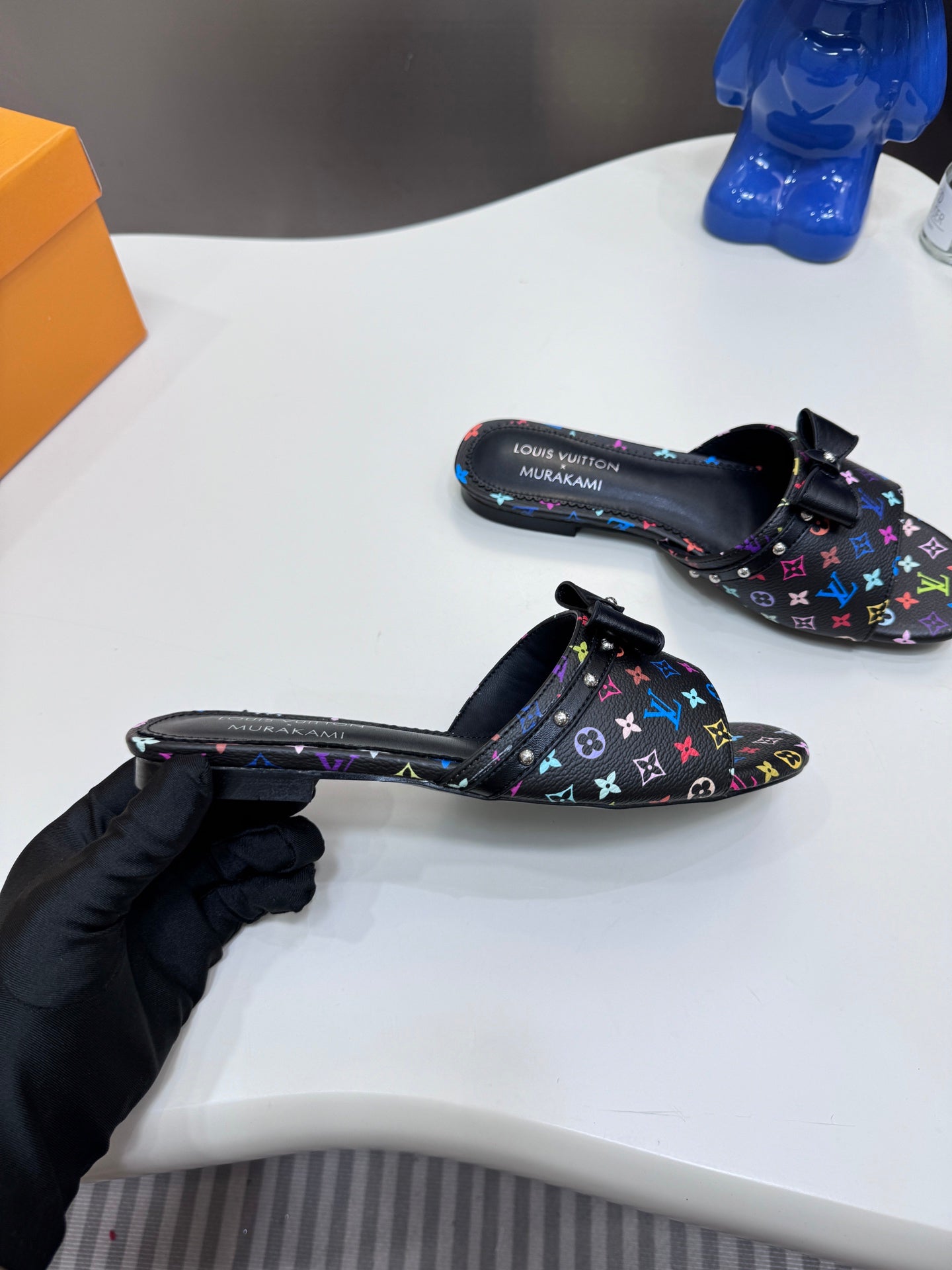 Takashi Murakami collaboration sandals/slides with bow detail