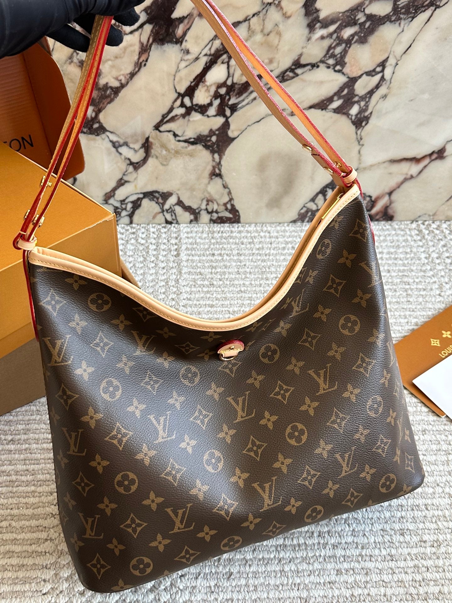 New LINEUP shopping bag