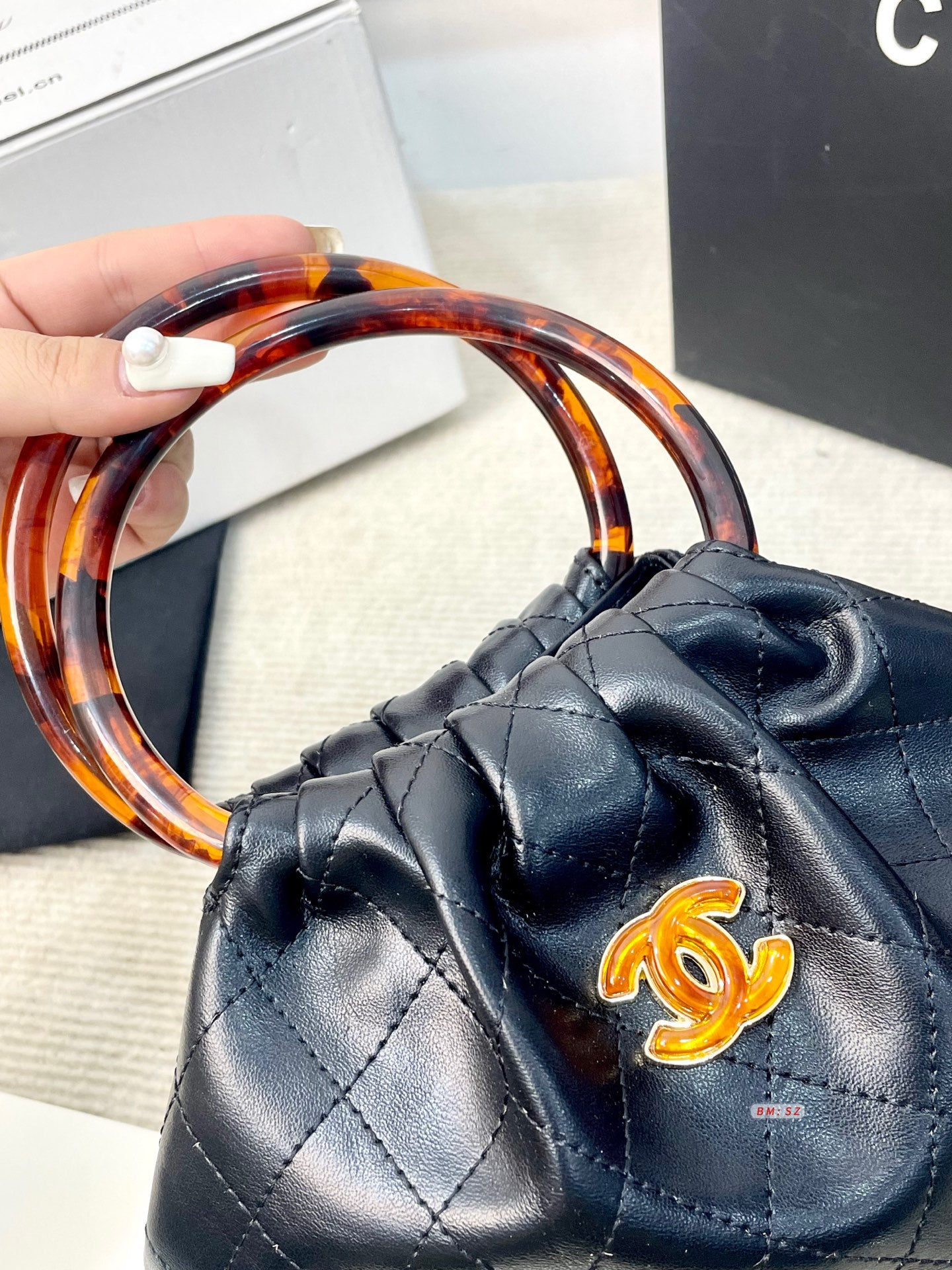 Retro ingot-shaped bag