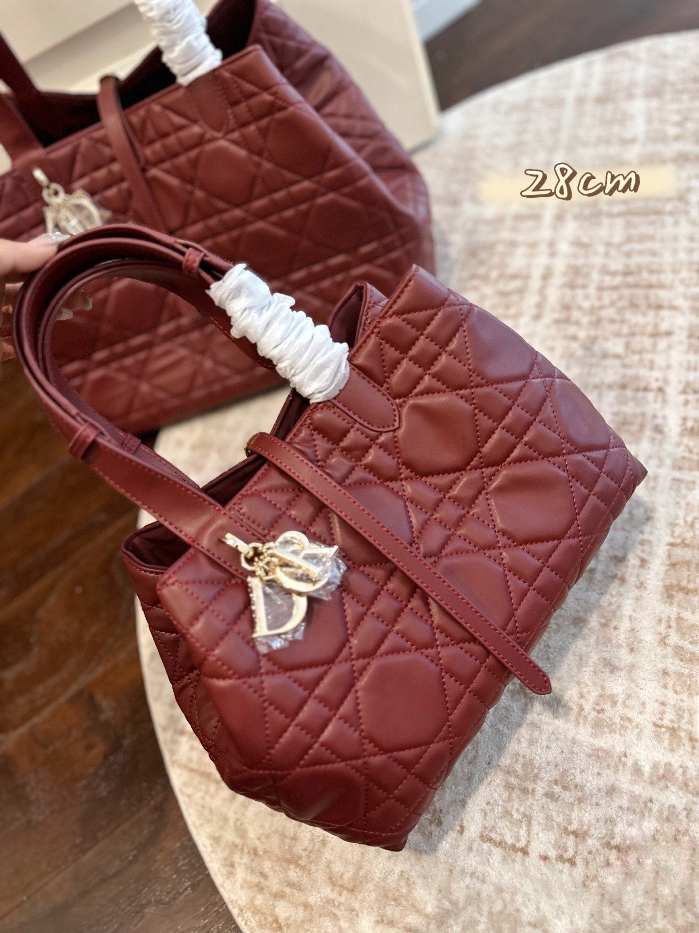 New classic woven leather handbag