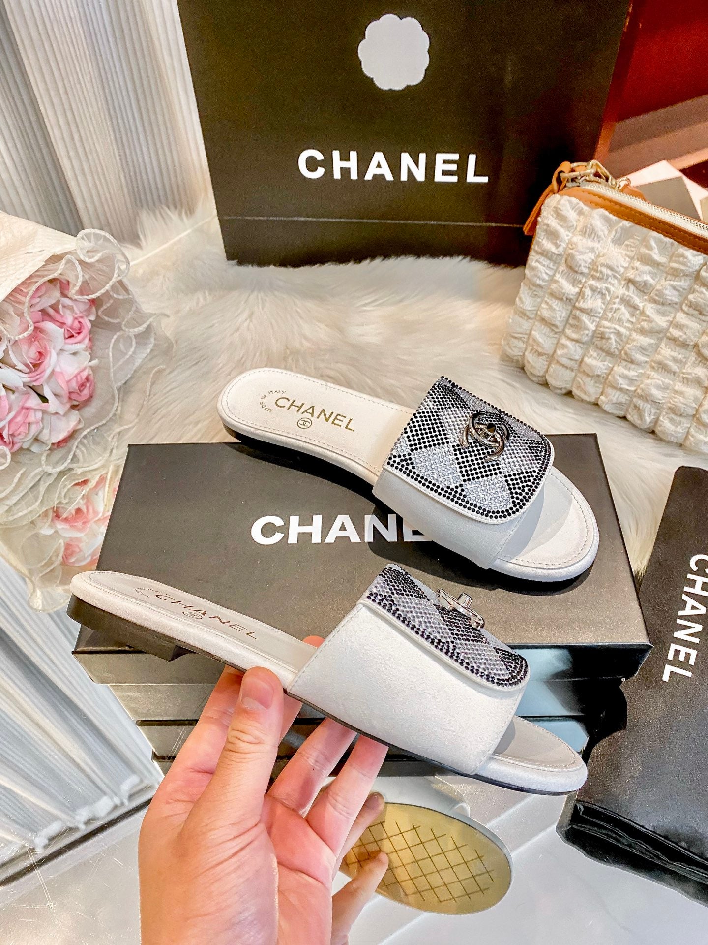Essential slippers for everyday casual wear.