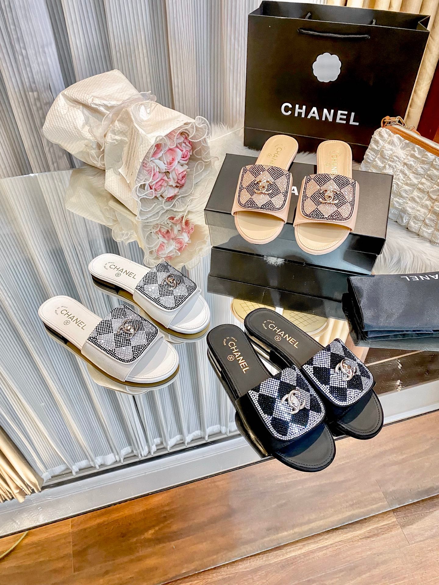 Essential slippers for everyday casual wear.