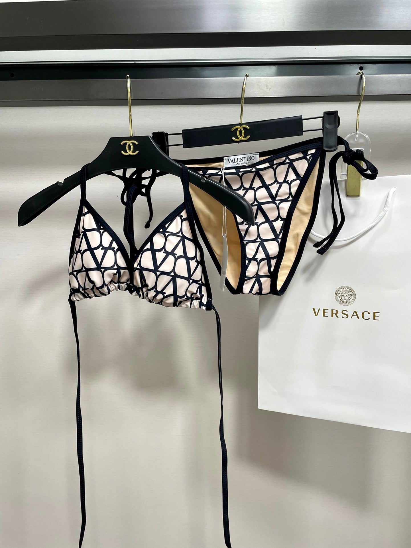 Fashionable bikinis