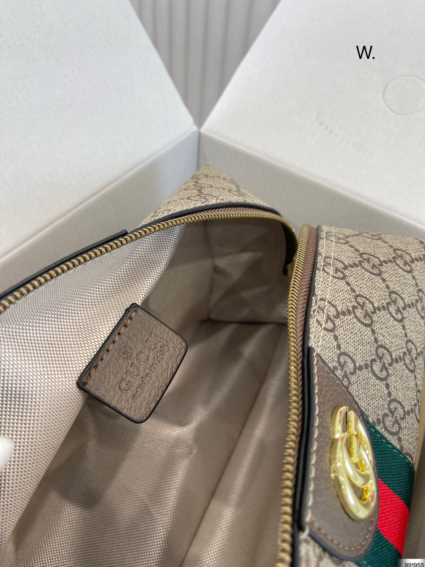 GG New Products Toiletry Bag