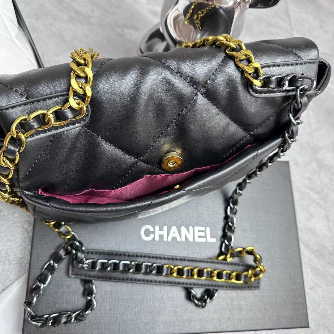 C H Chain Bag