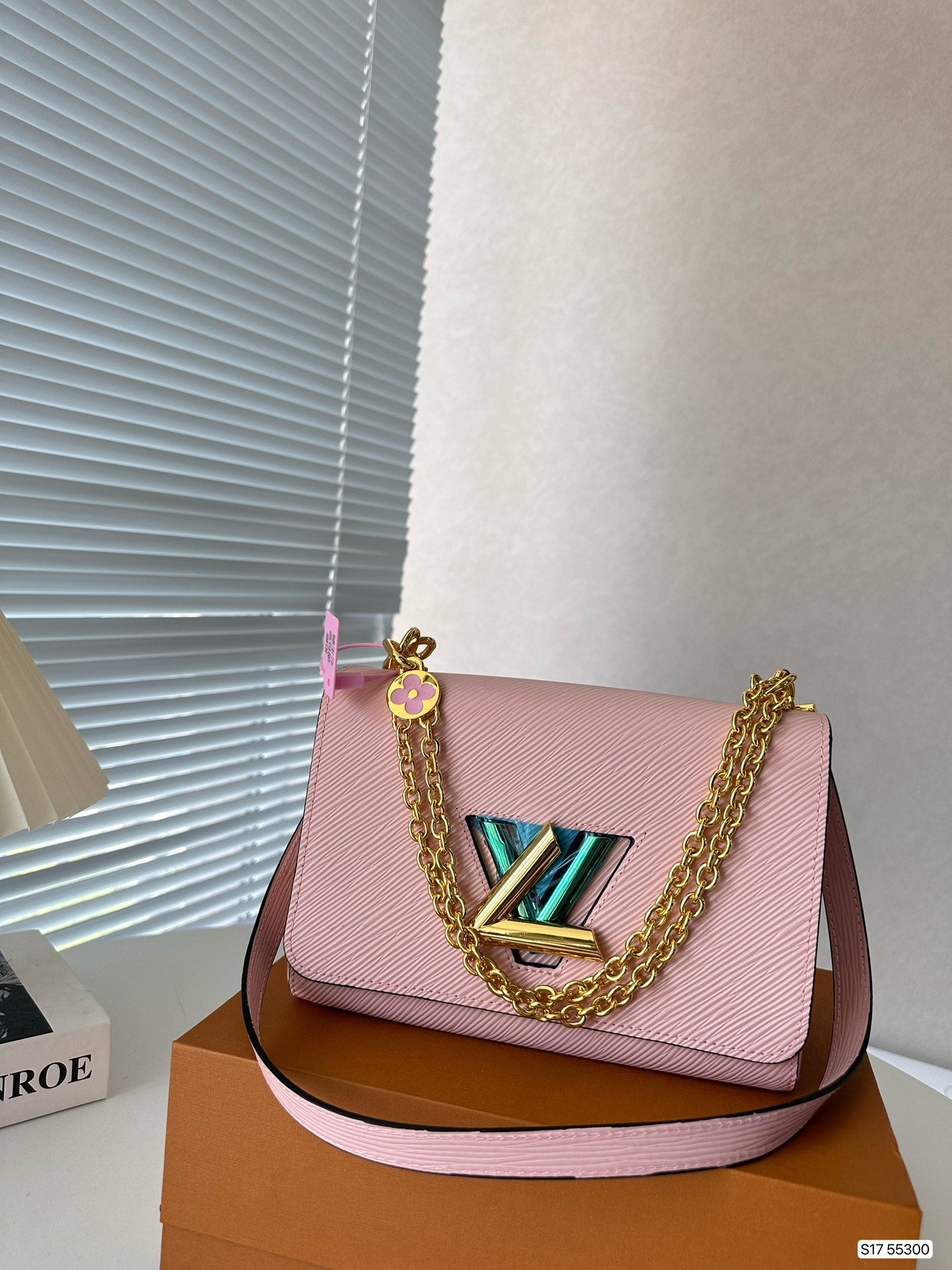 Twist Water Wave Twist Lock Bag