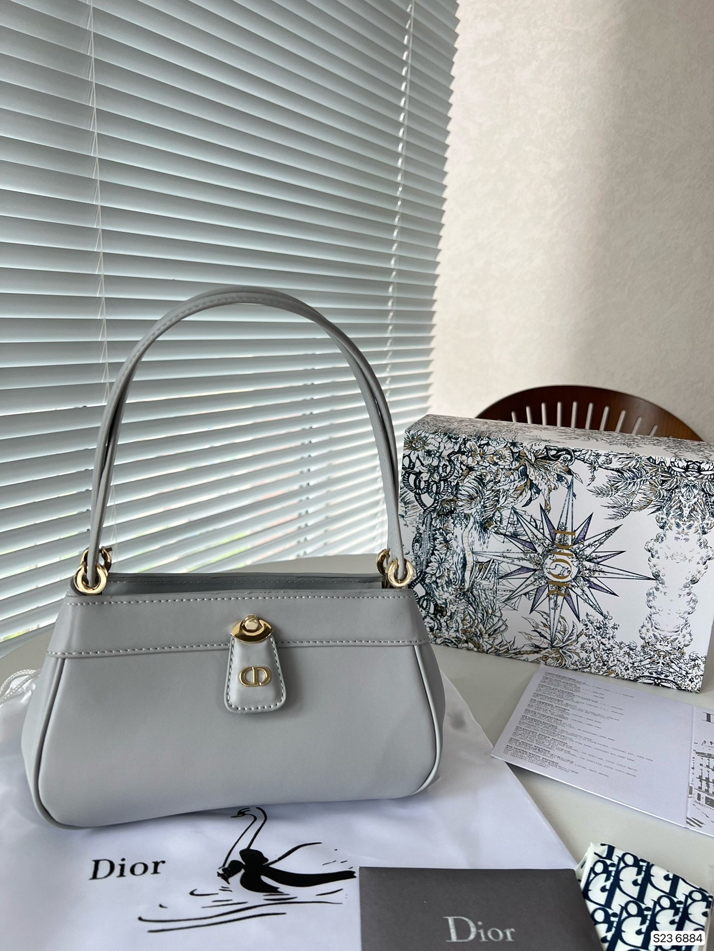 New for 23 years Vintage Elegant Bag