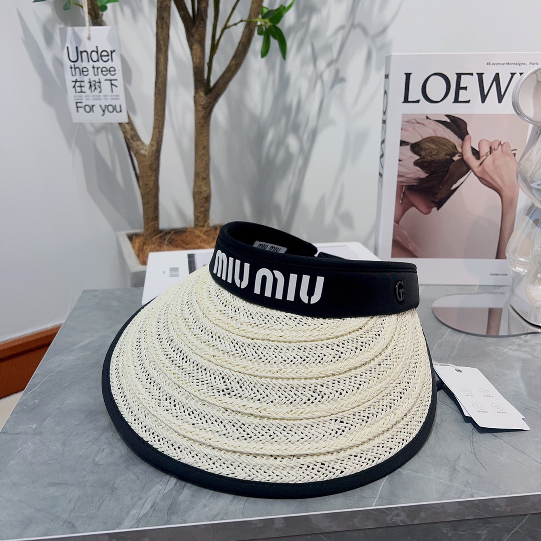 M  23 New Sun Hat