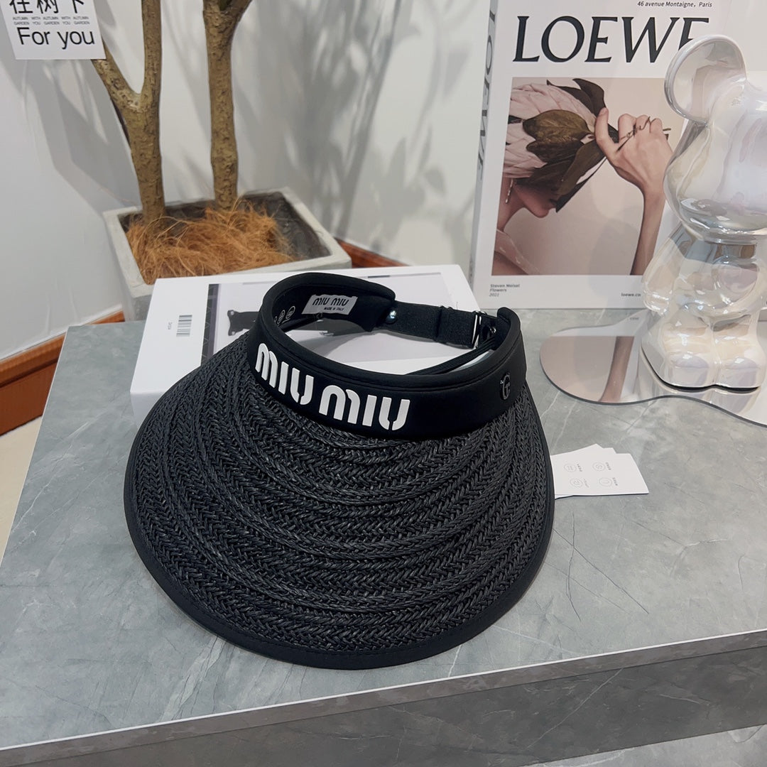 M  23 New Sun Hat
