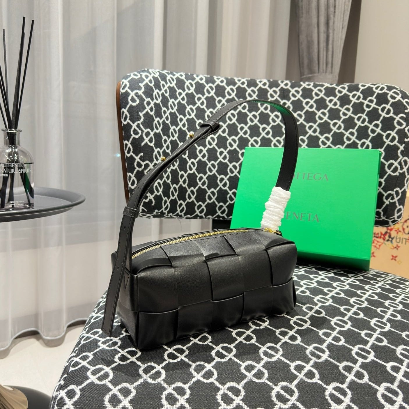 P  23 New Underarm Bag