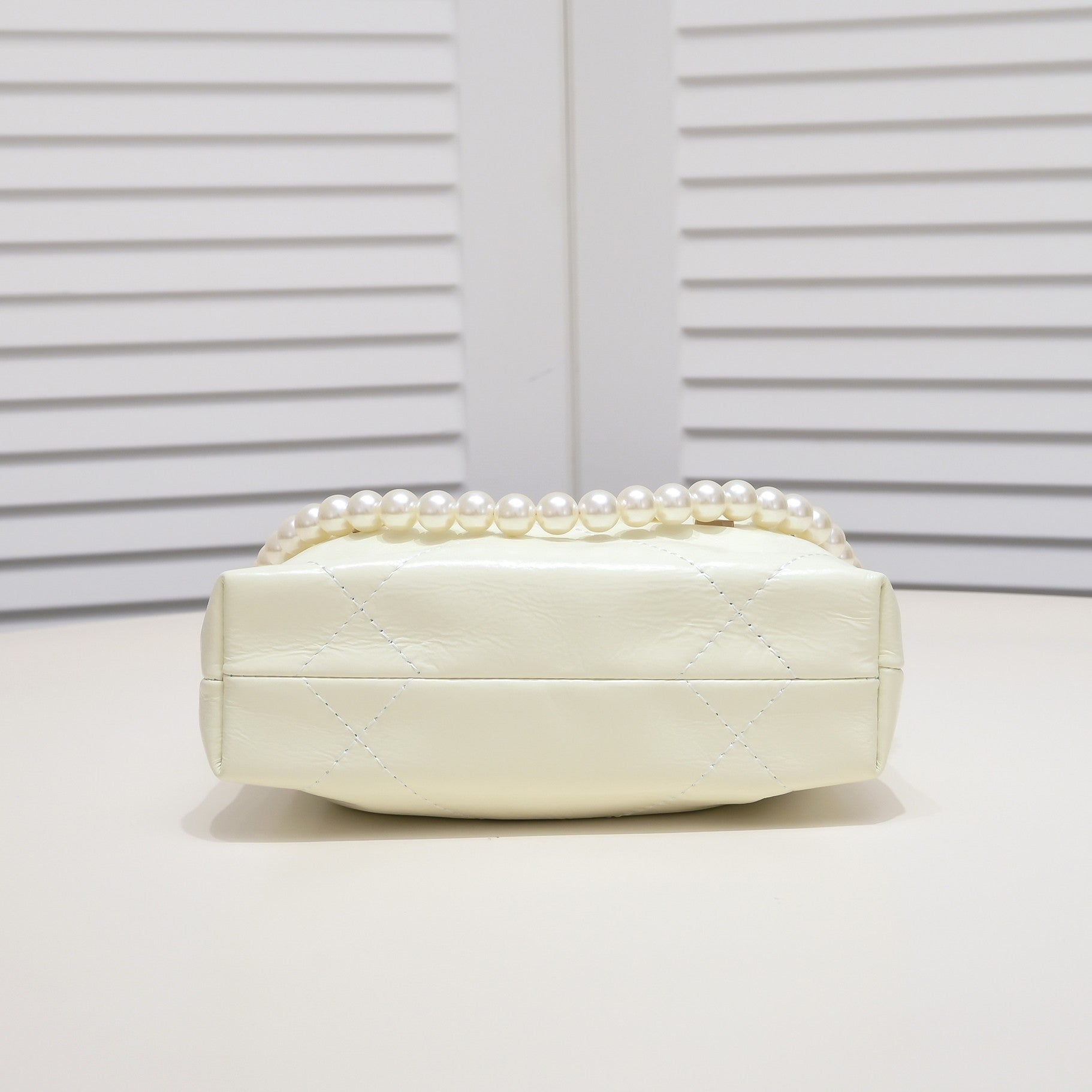 C  Mini Pearl Bag