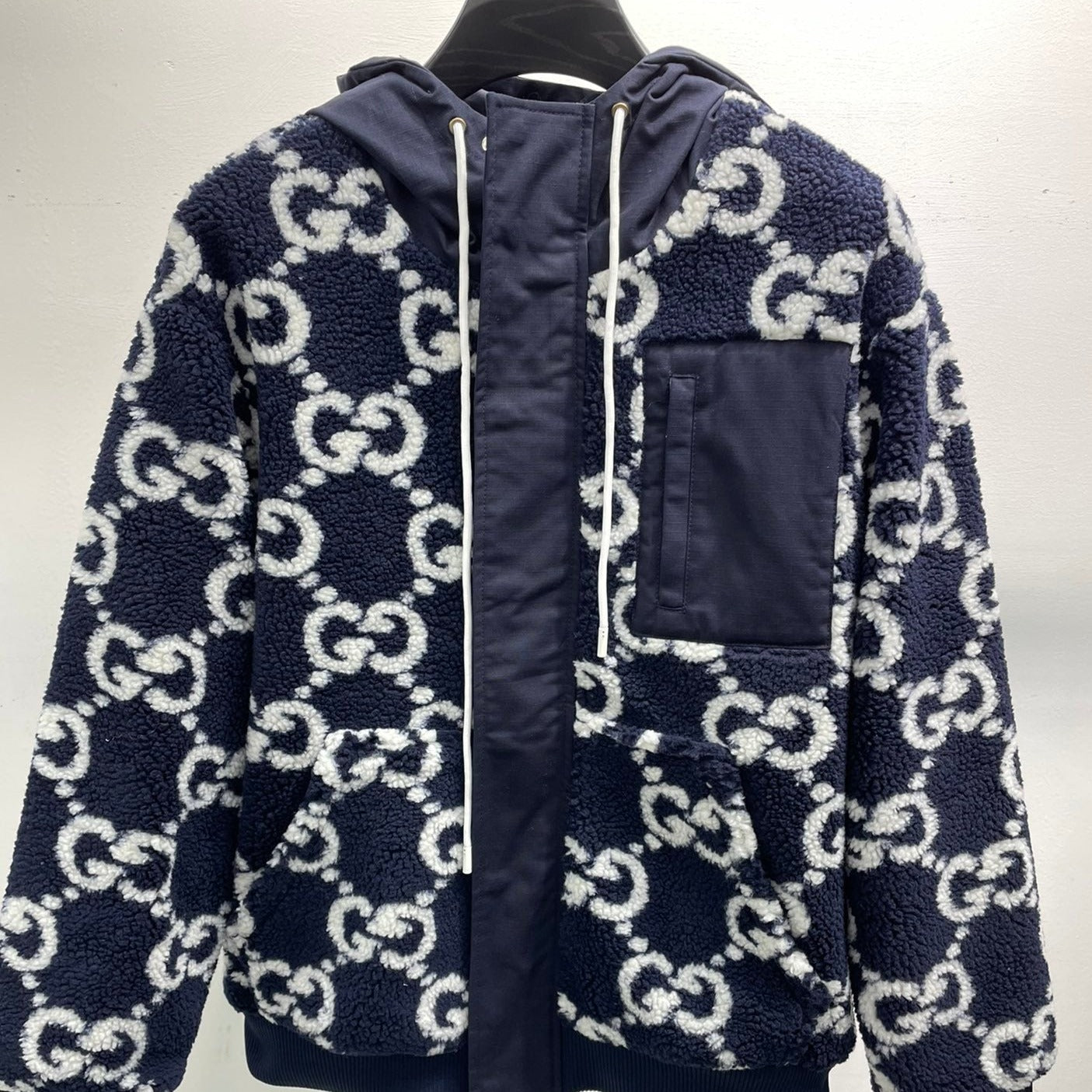 GU* 24 new lamb wool jacket