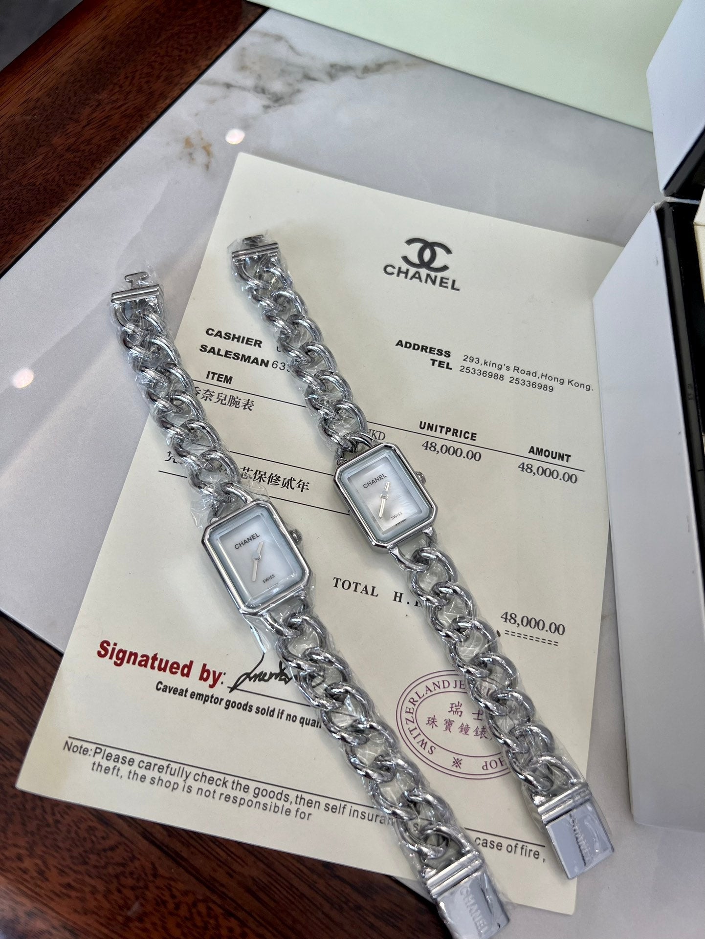 CH* new quartz watch