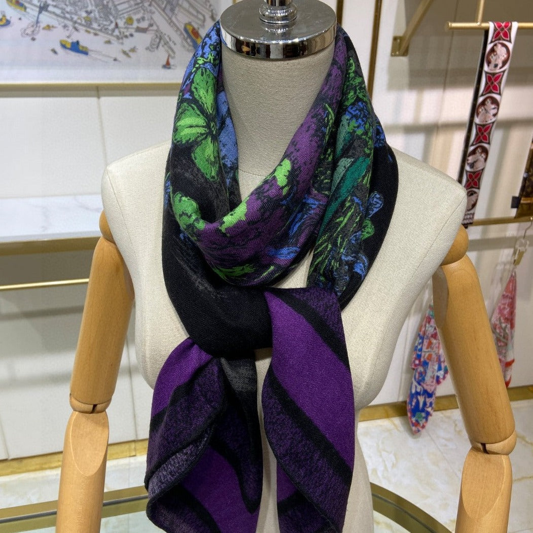 DI* cashmere square towel