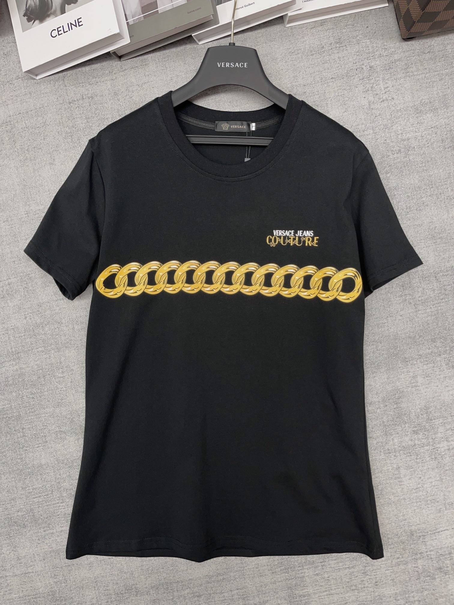 VER* 23 short-sleeved T-shirt