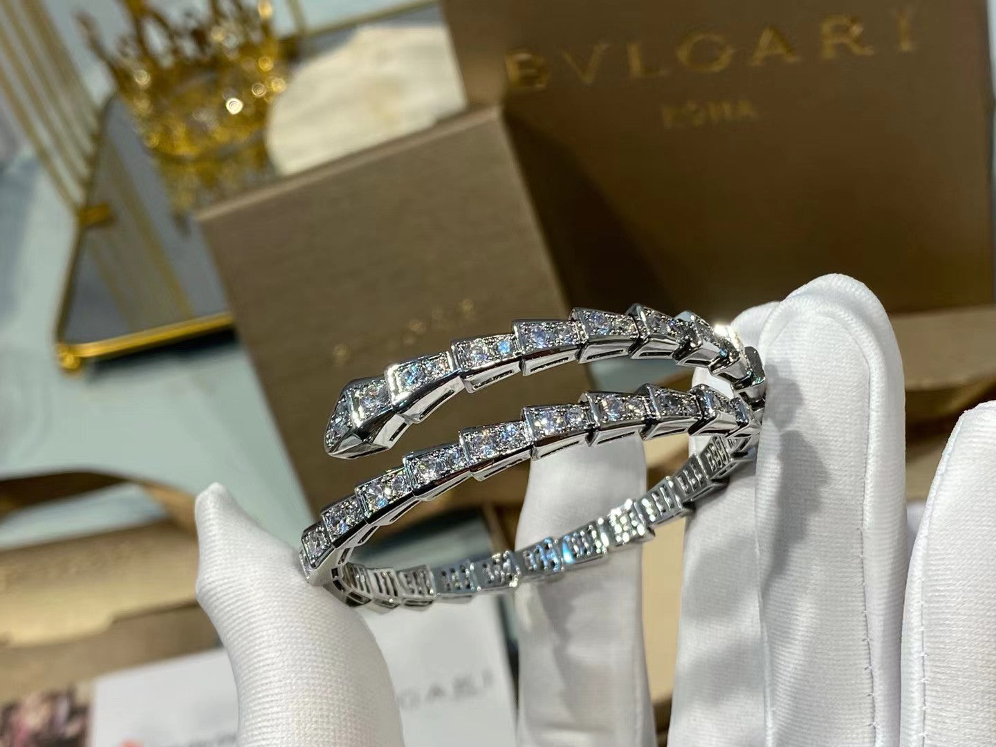 BUL* snake head diamond bracelet