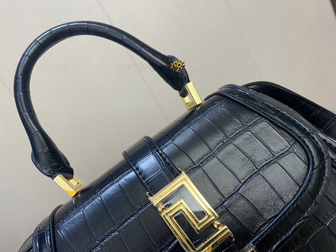 VER* hand shoulder bag