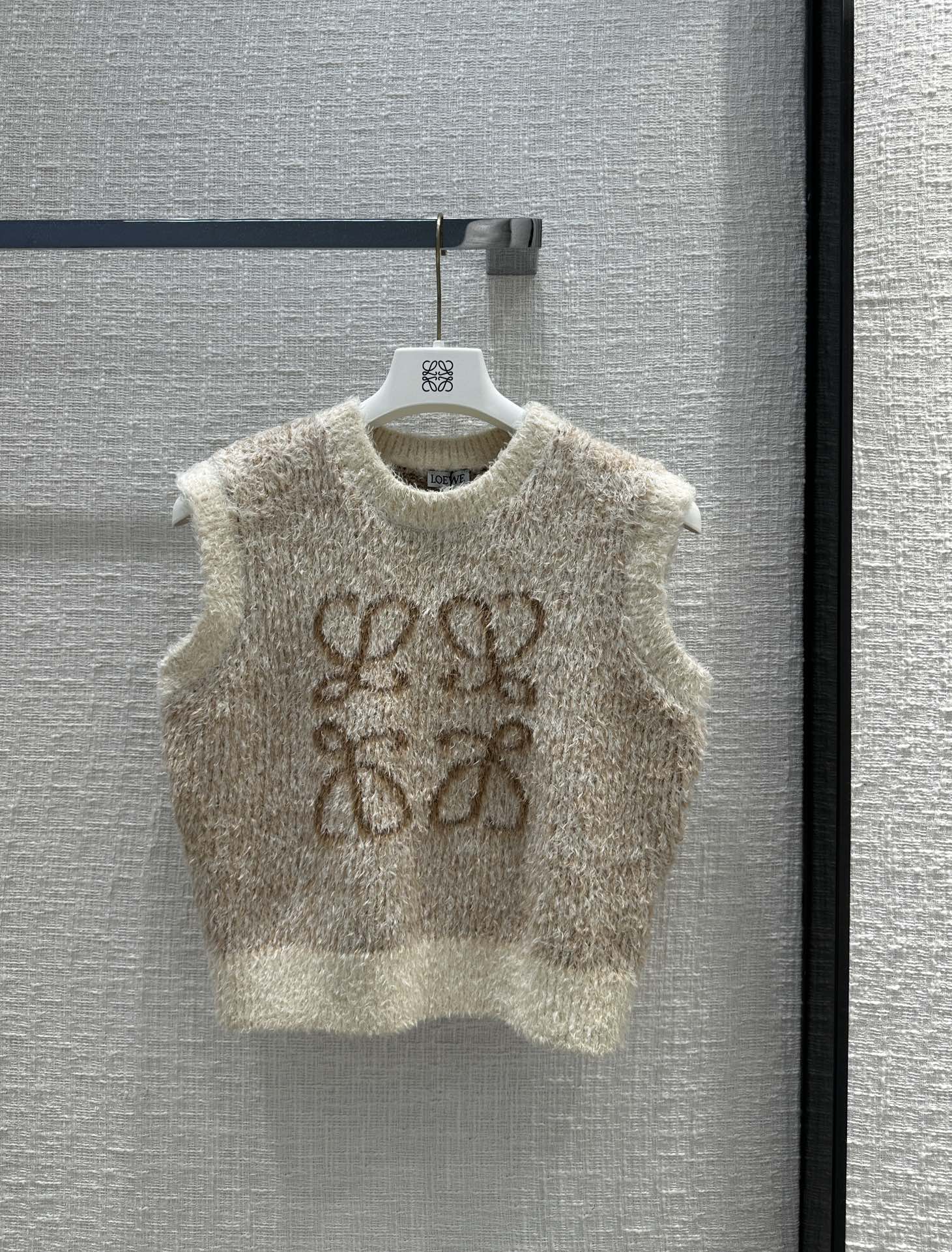 LOE* 24 early spring fleece vest