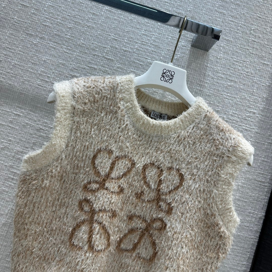 LOE* 24 early spring fleece vest