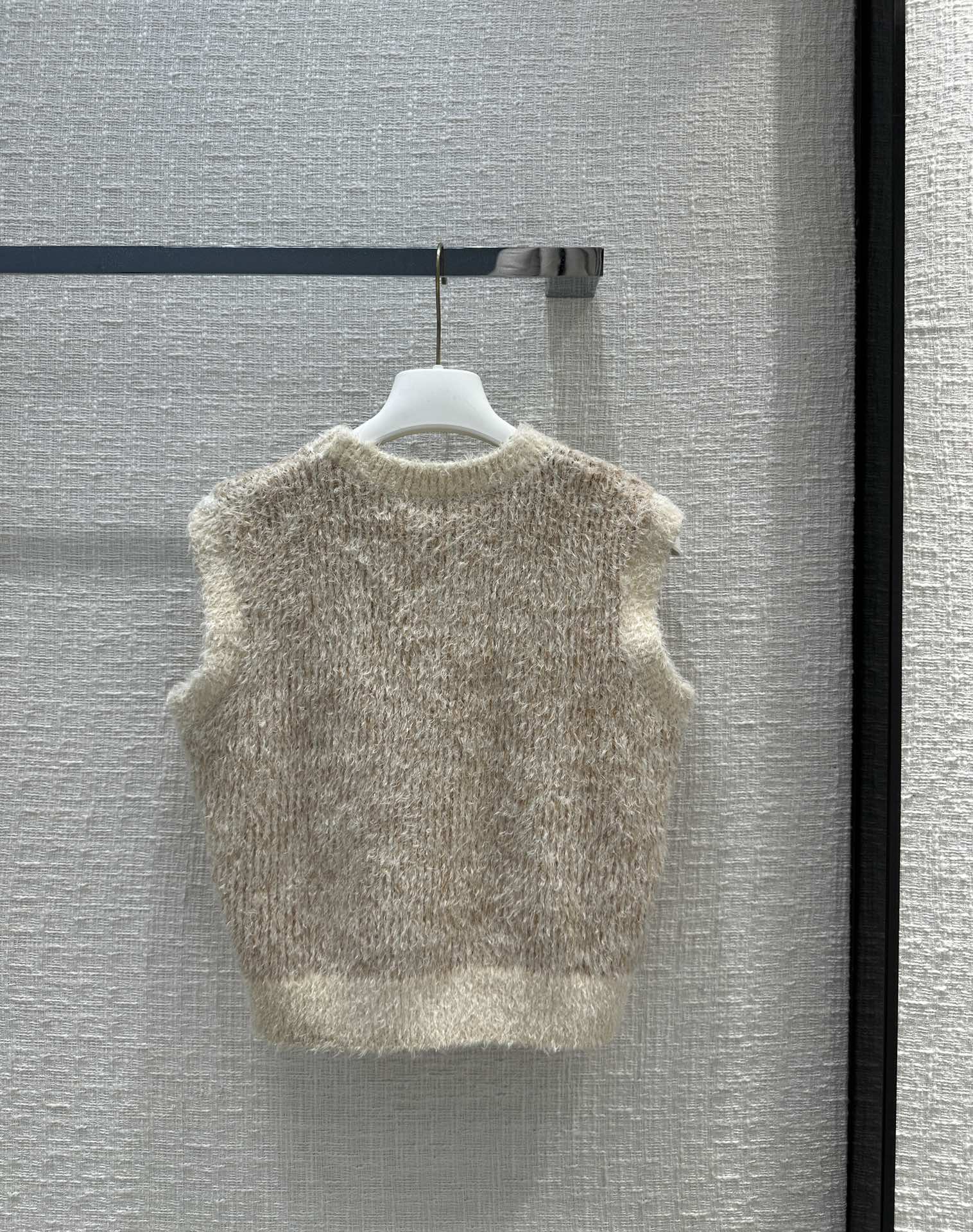 LOE* 24 early spring fleece vest