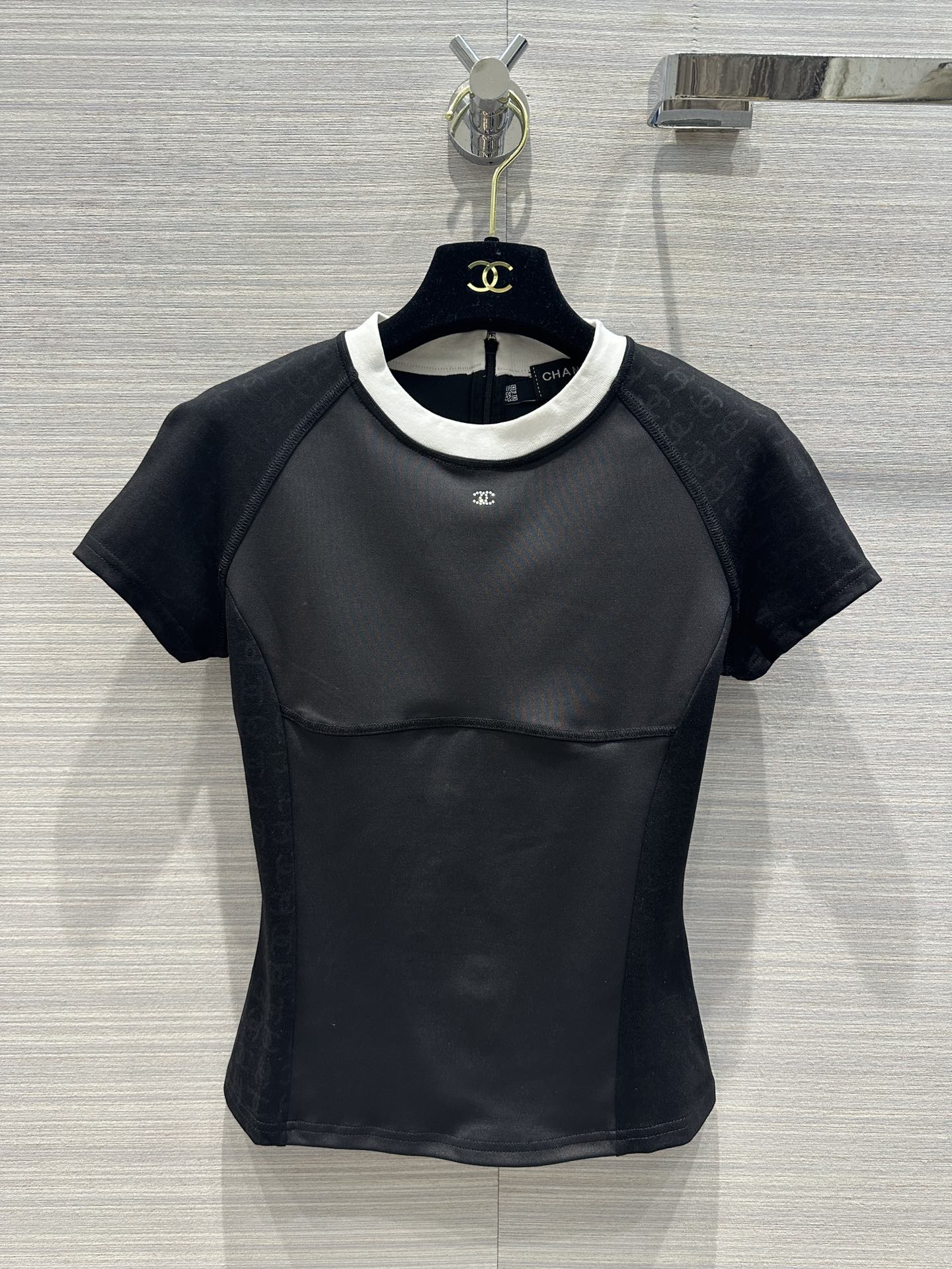 CHA* 23 early spring black and white panda T-shirt