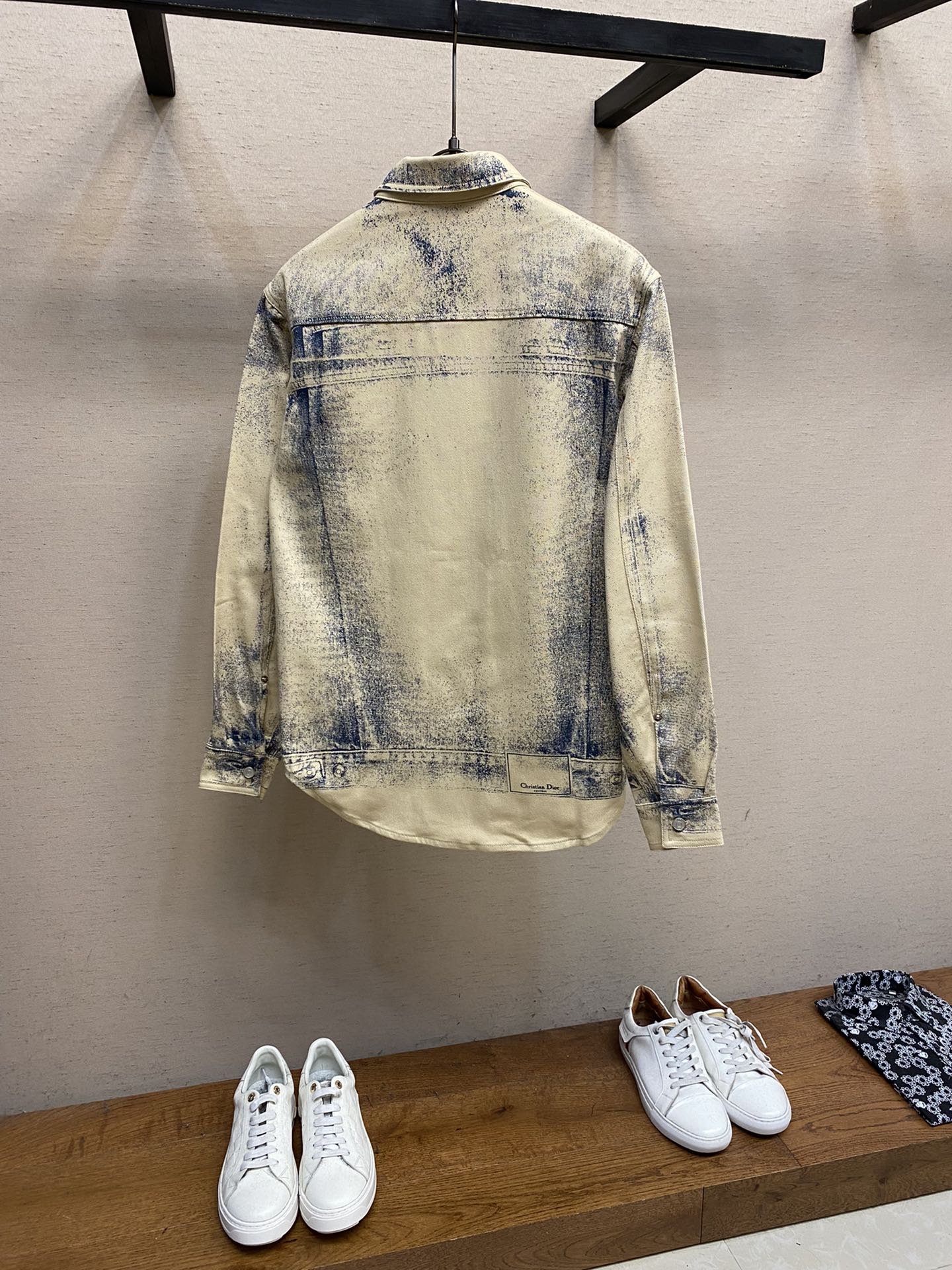 DIO* new distressed denim jacket