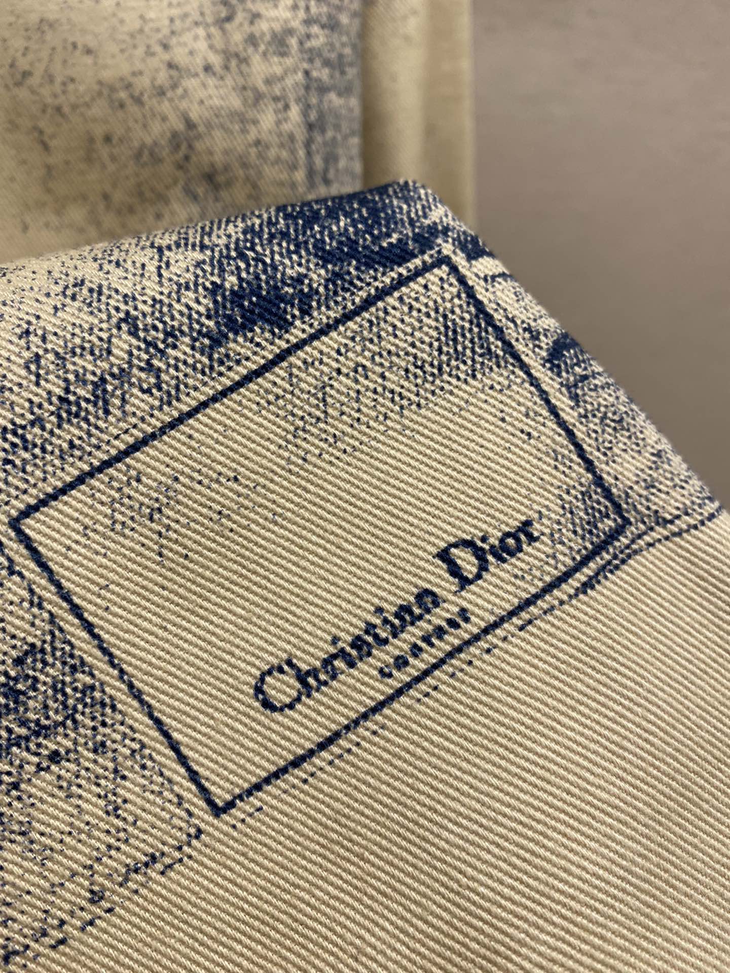 DIO* new distressed denim jacket