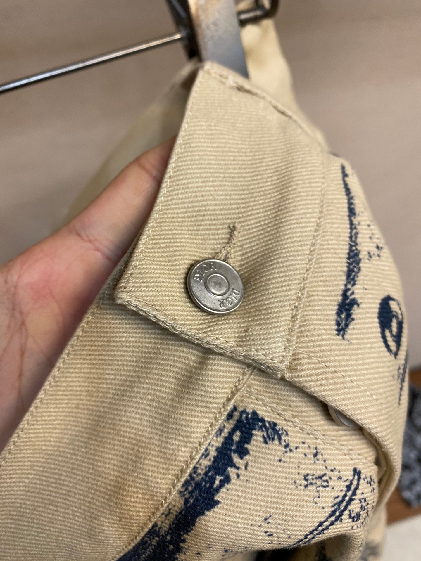 DIO* new distressed denim jacket