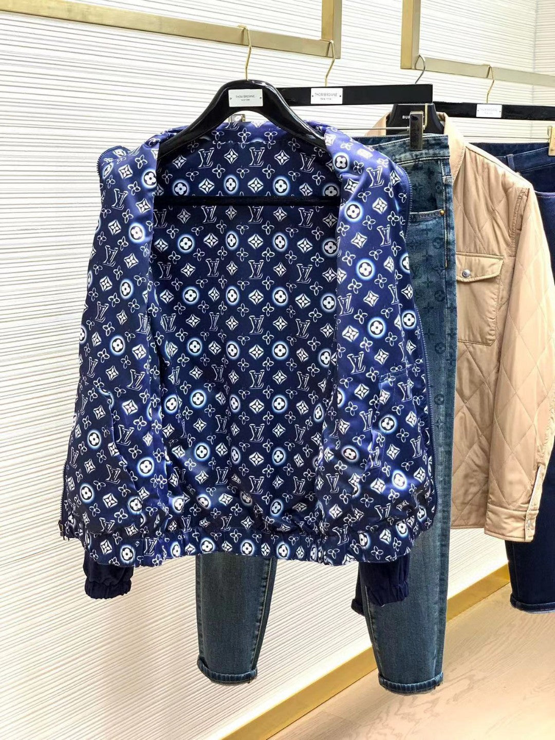 LOU* 23 new reversible jacket