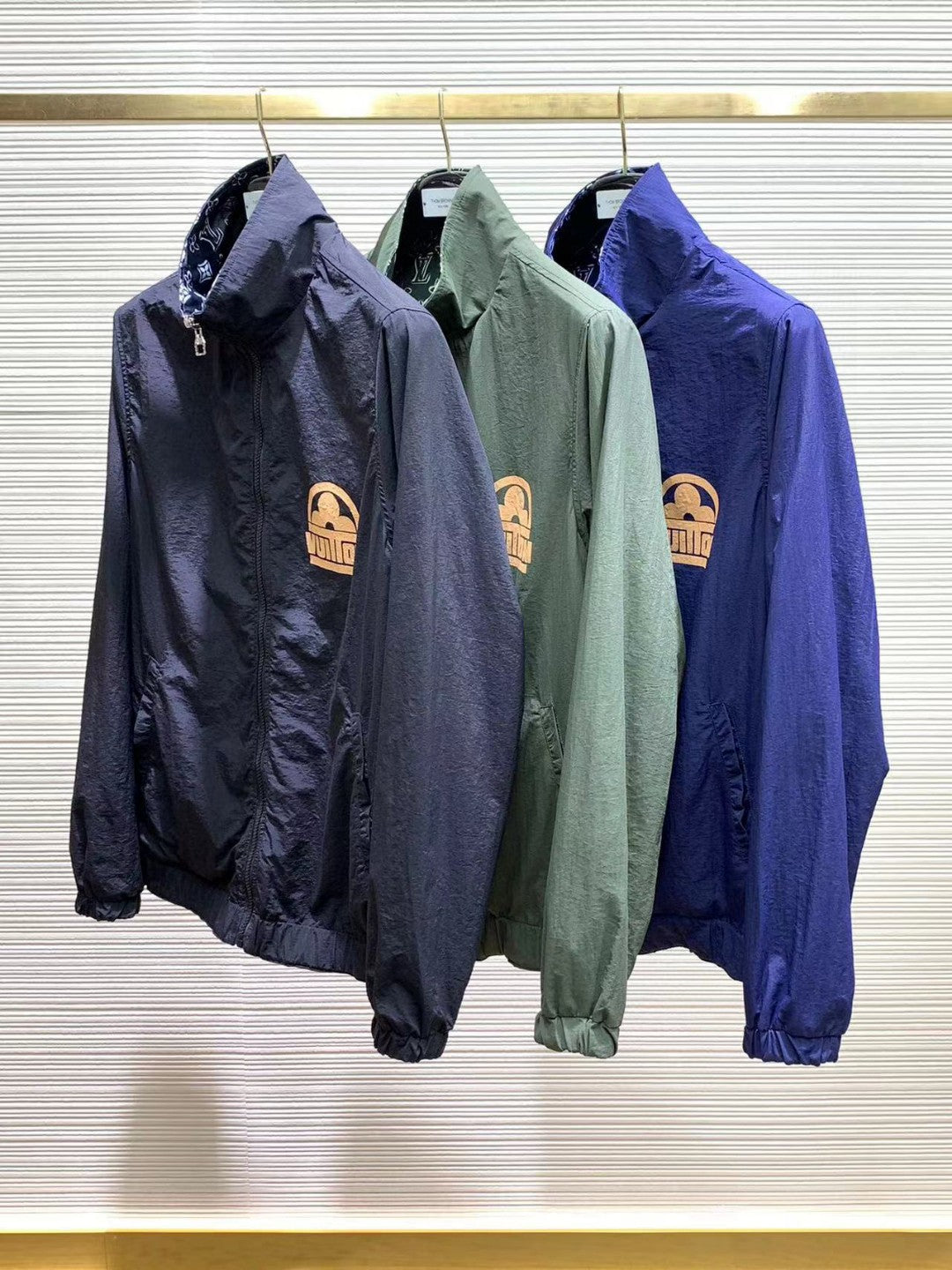 LOU* 23 new reversible jacket