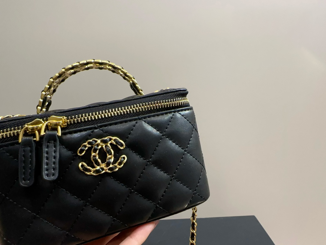 CHA* rhinestone handle box bag