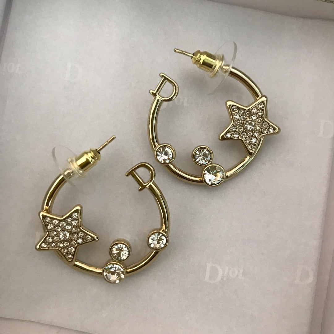 DI* star earrings