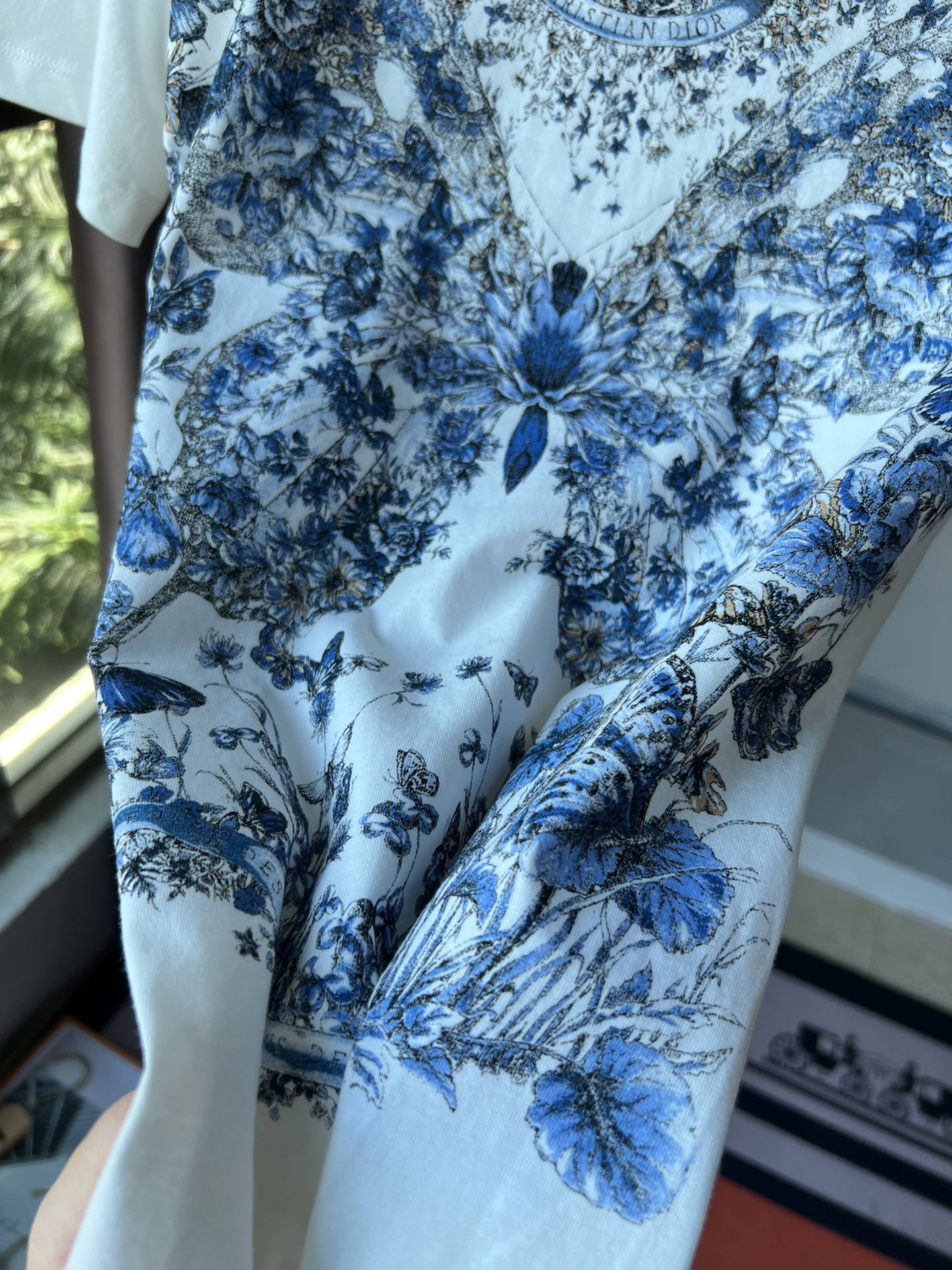 DI* 24 NEW BUTTERFLY PRINT T-SHIRT