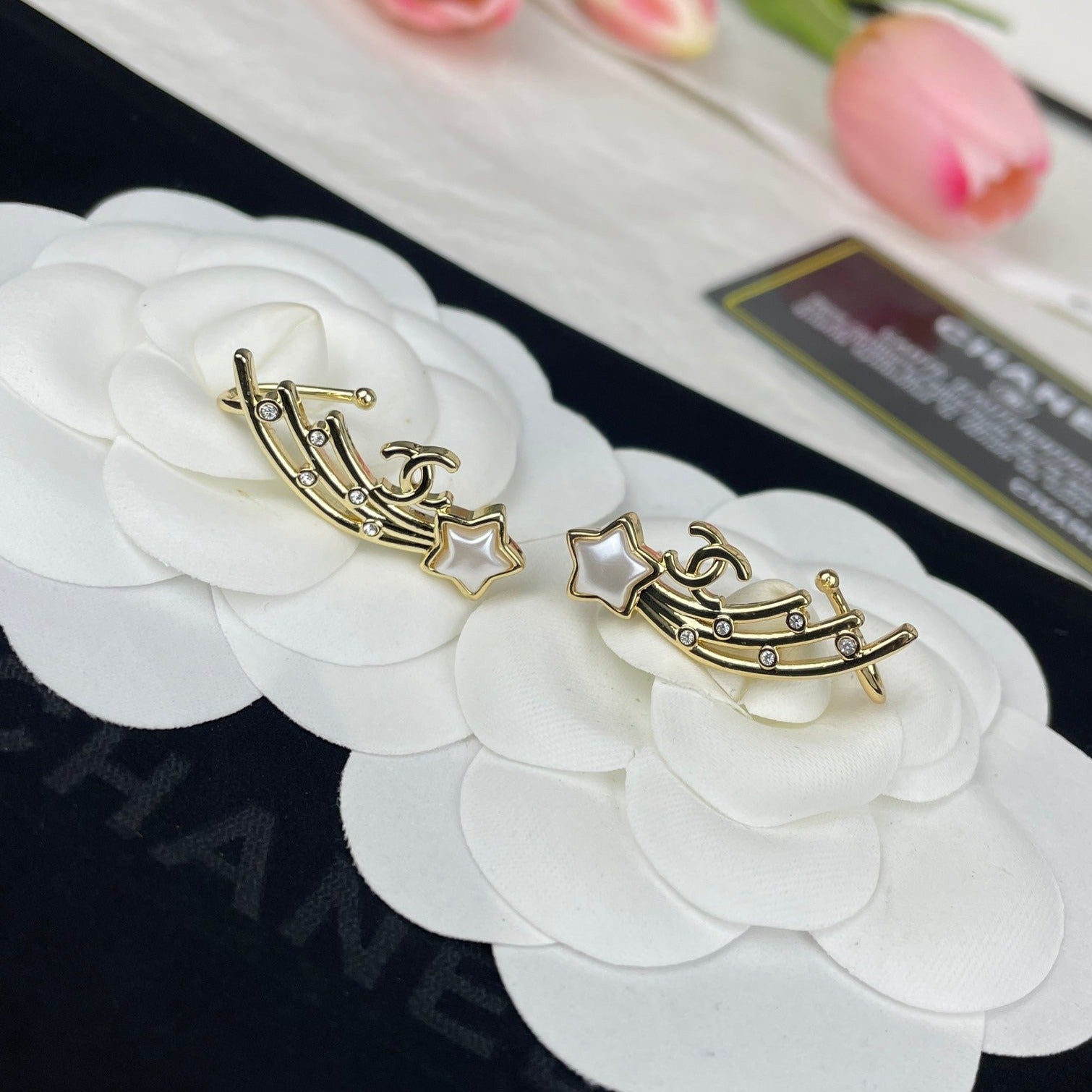 CHA* 24 five-pointed star diamond shooting star earrings