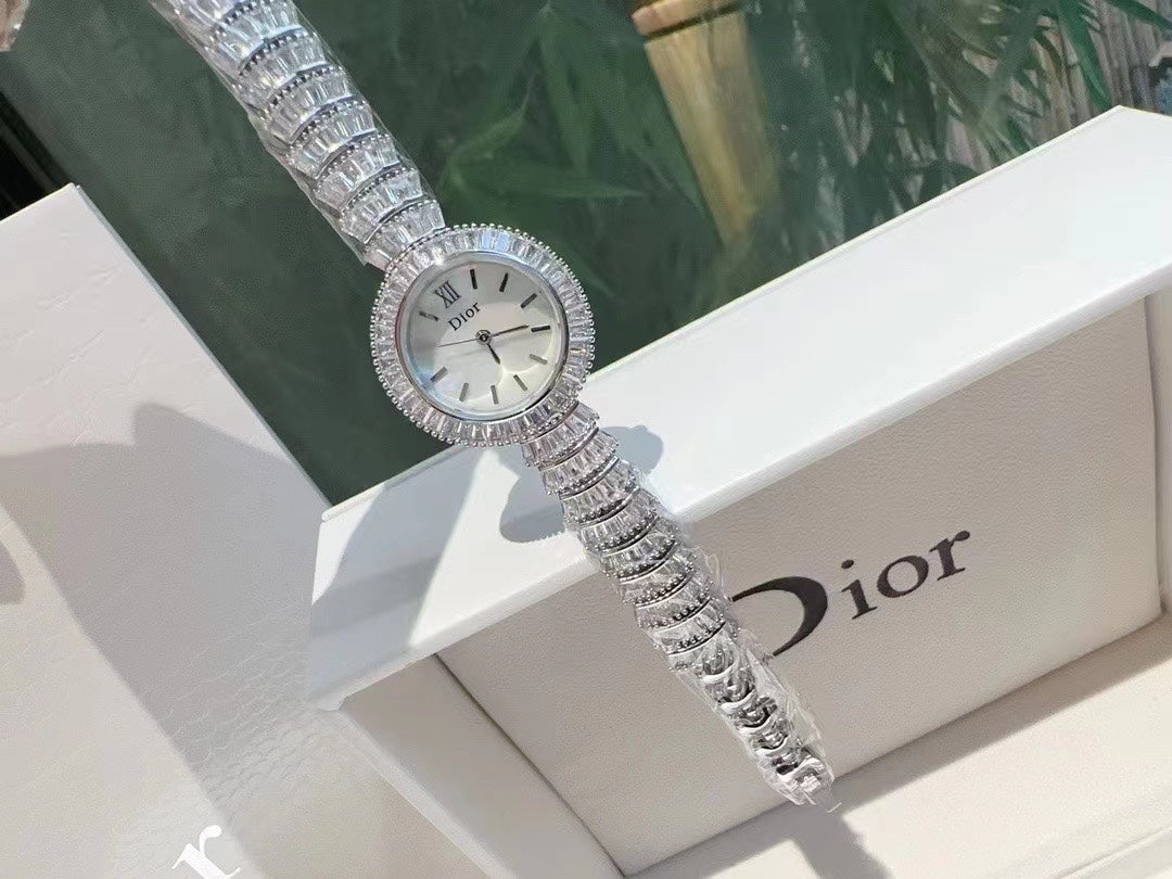 DI* bracelet quartz watch