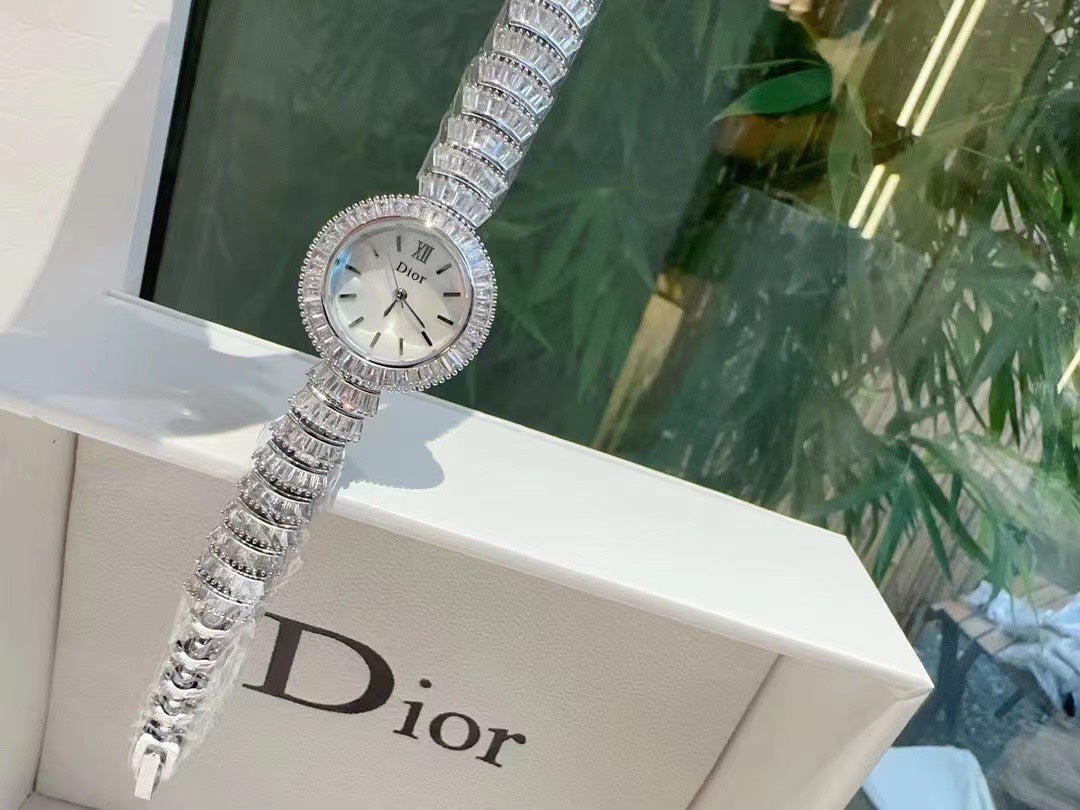 DI* bracelet quartz watch
