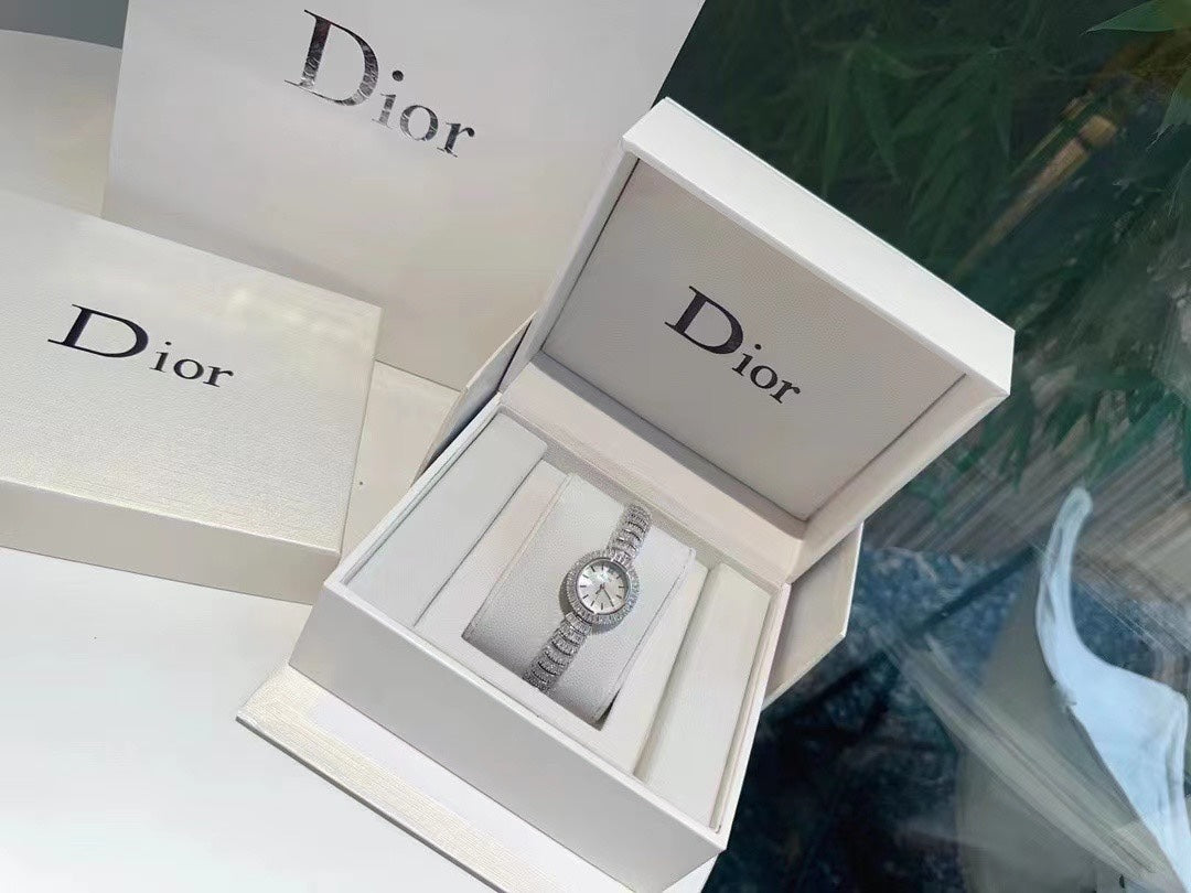 DI* bracelet quartz watch