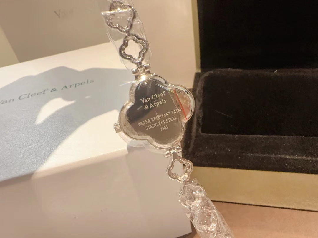 Van Clee* new bracelet watch quartz watch
