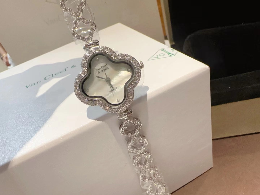Van Clee* new bracelet watch quartz watch