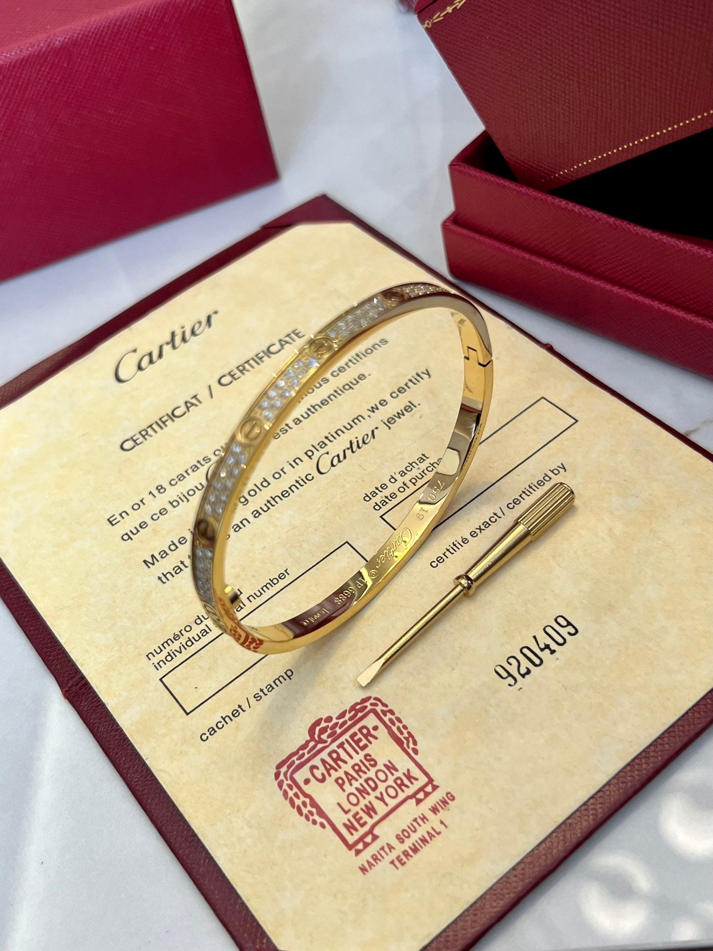 Carti* gypsophila bracelet (counter packaging)