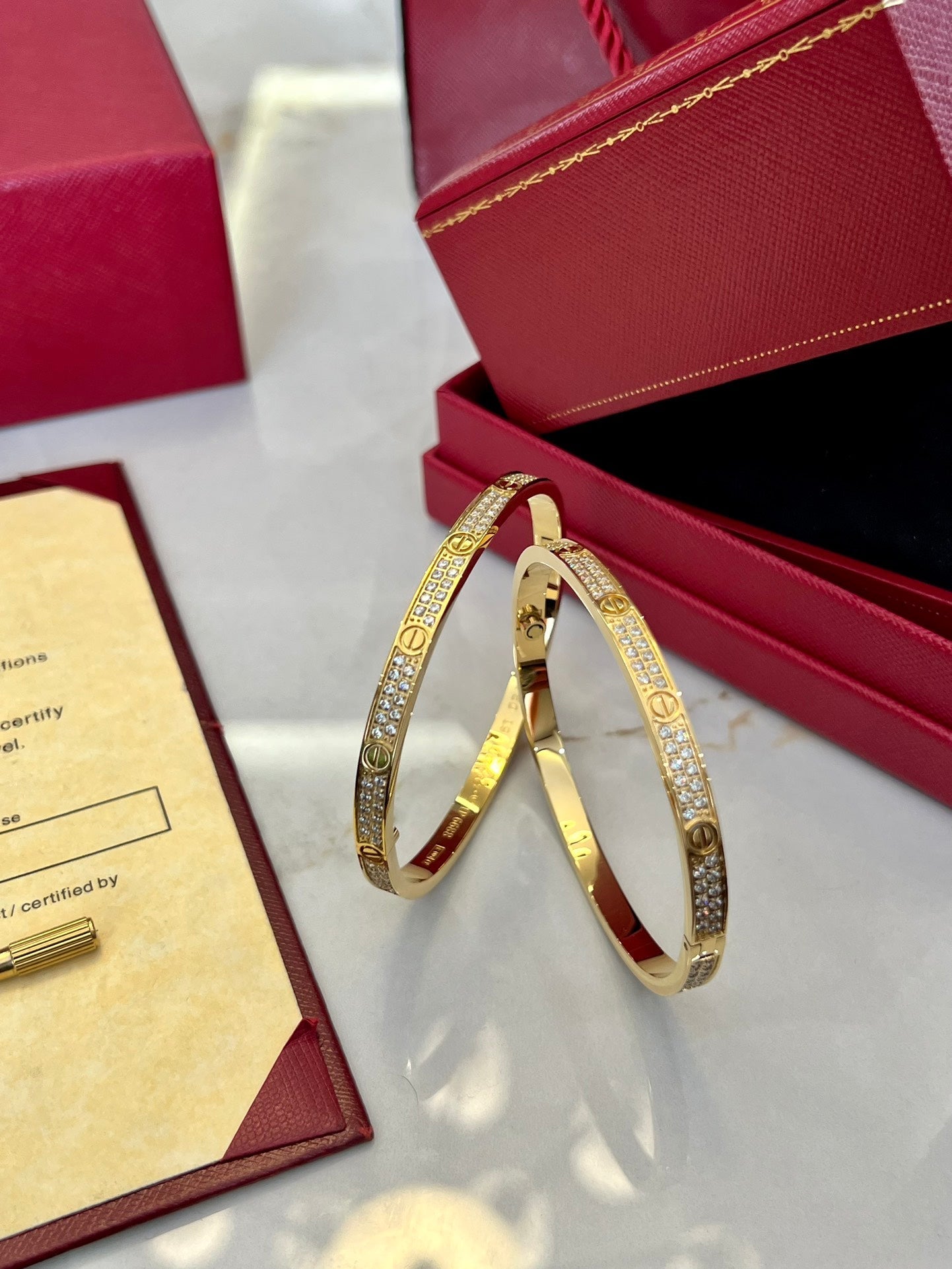 Carti* gypsophila bracelet (counter packaging)