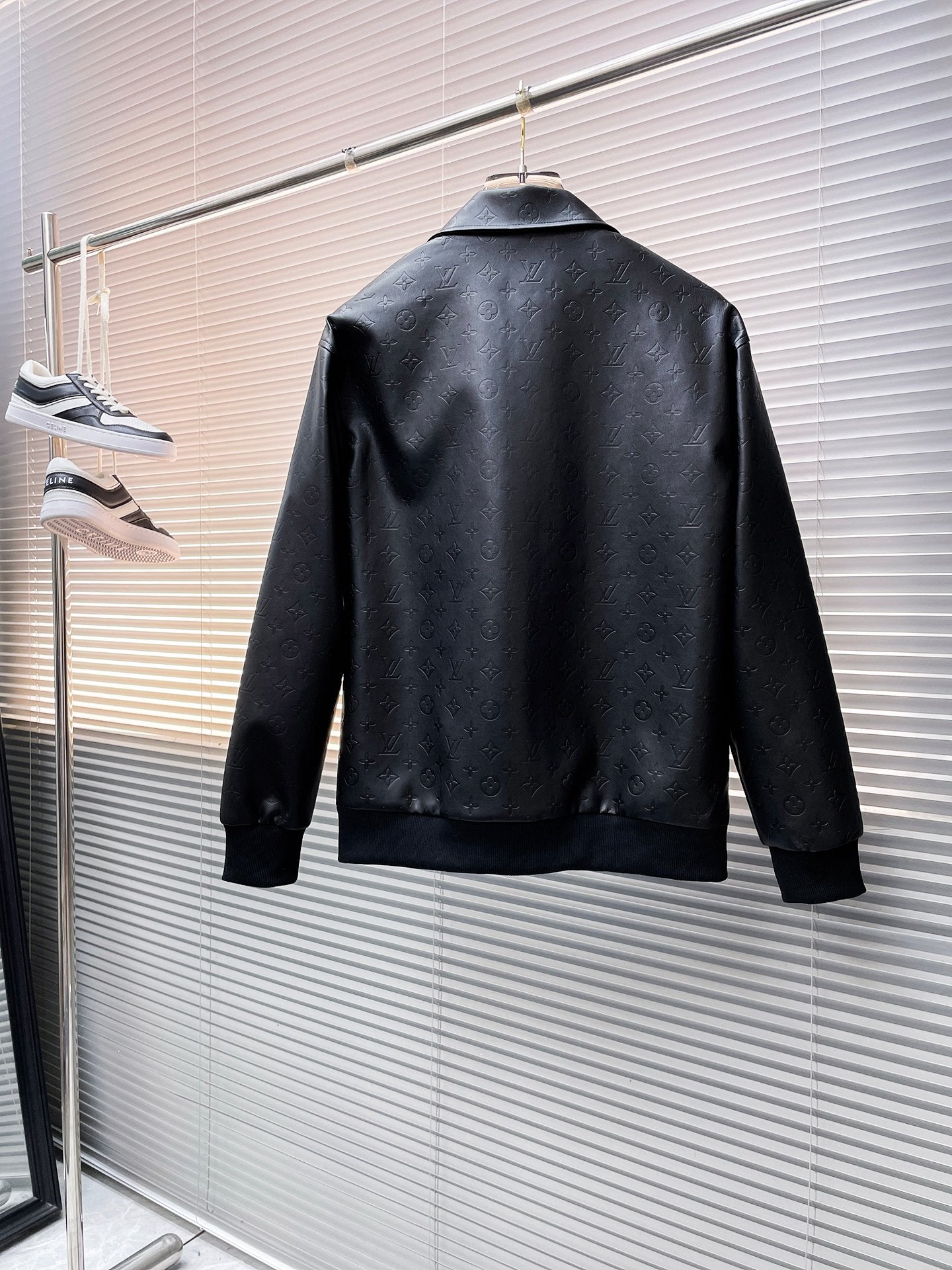 LOU* 24 new leather jacket