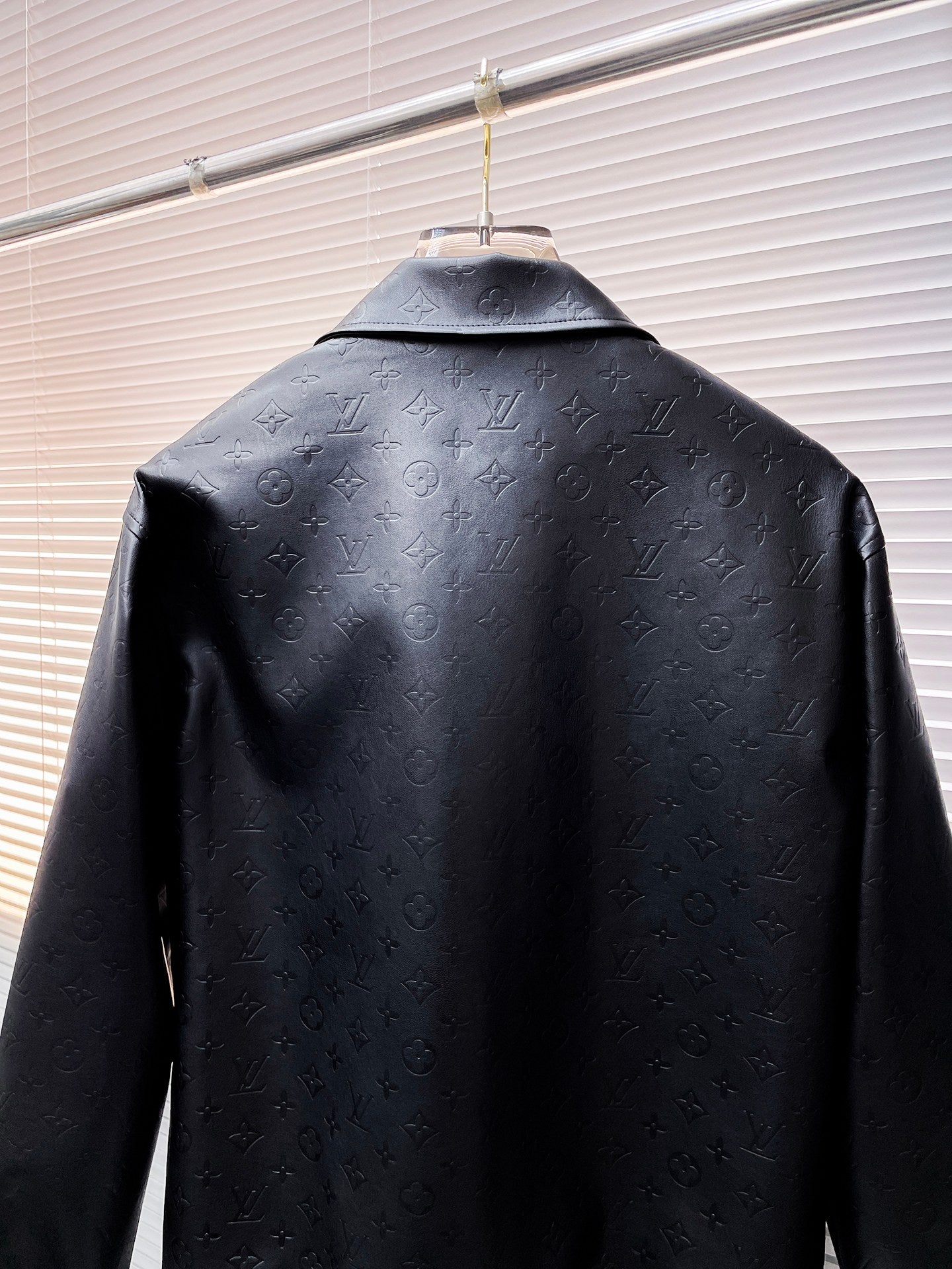 LOU* 24 new leather jacket