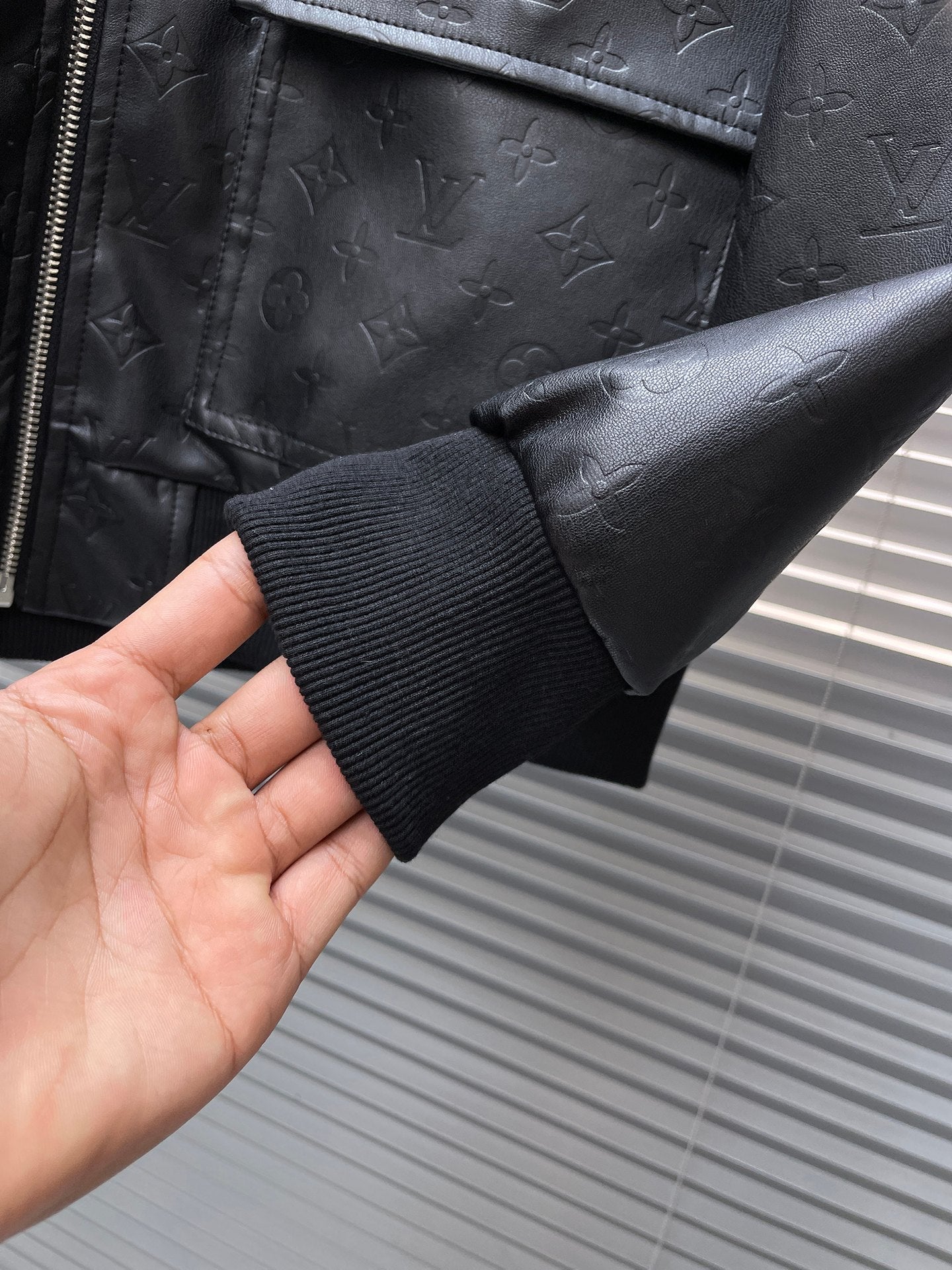 LOU* 24 new leather jacket